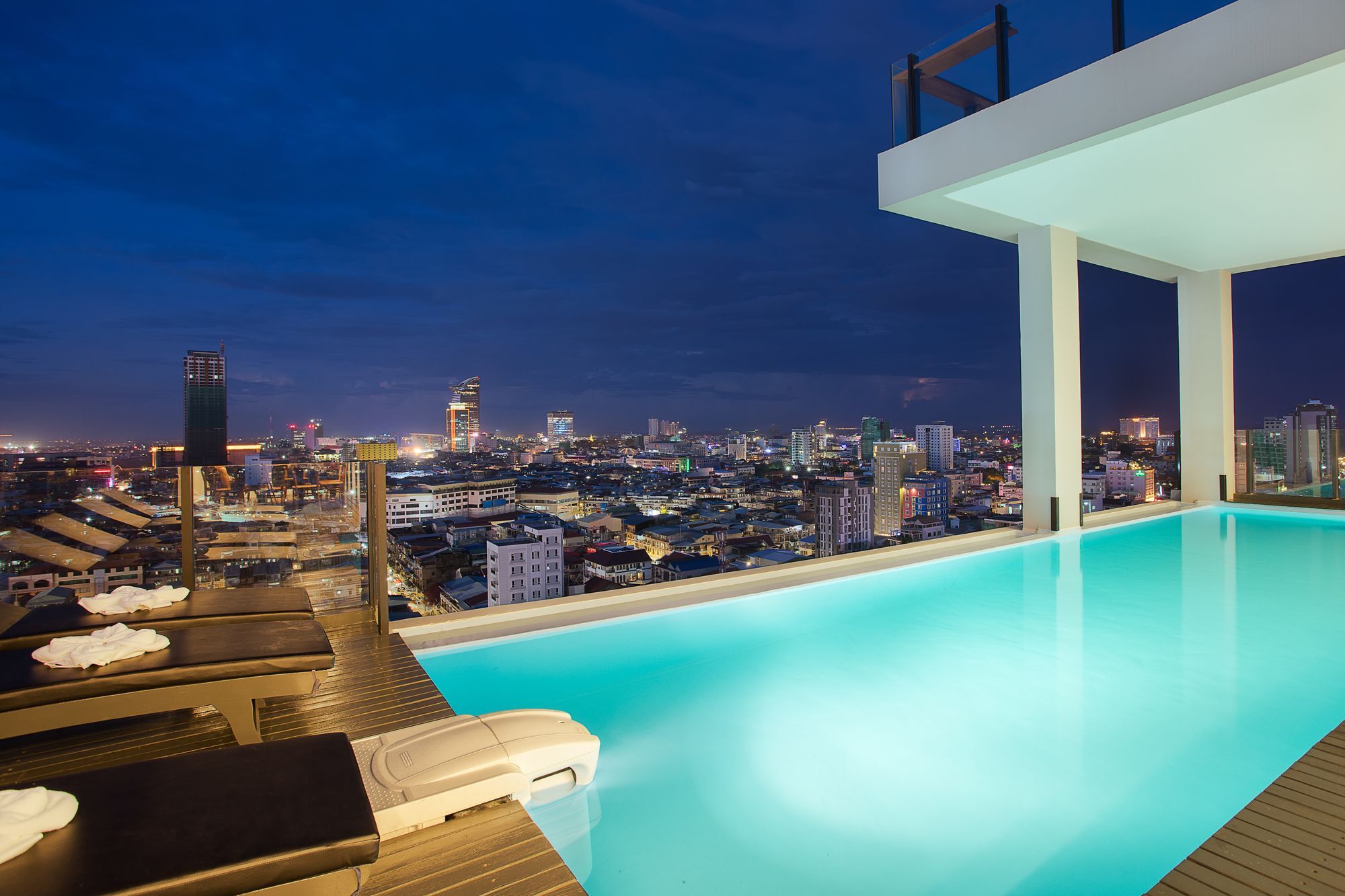 Sim Boutique Hotel بنوم بنه المظهر الخارجي الصورة